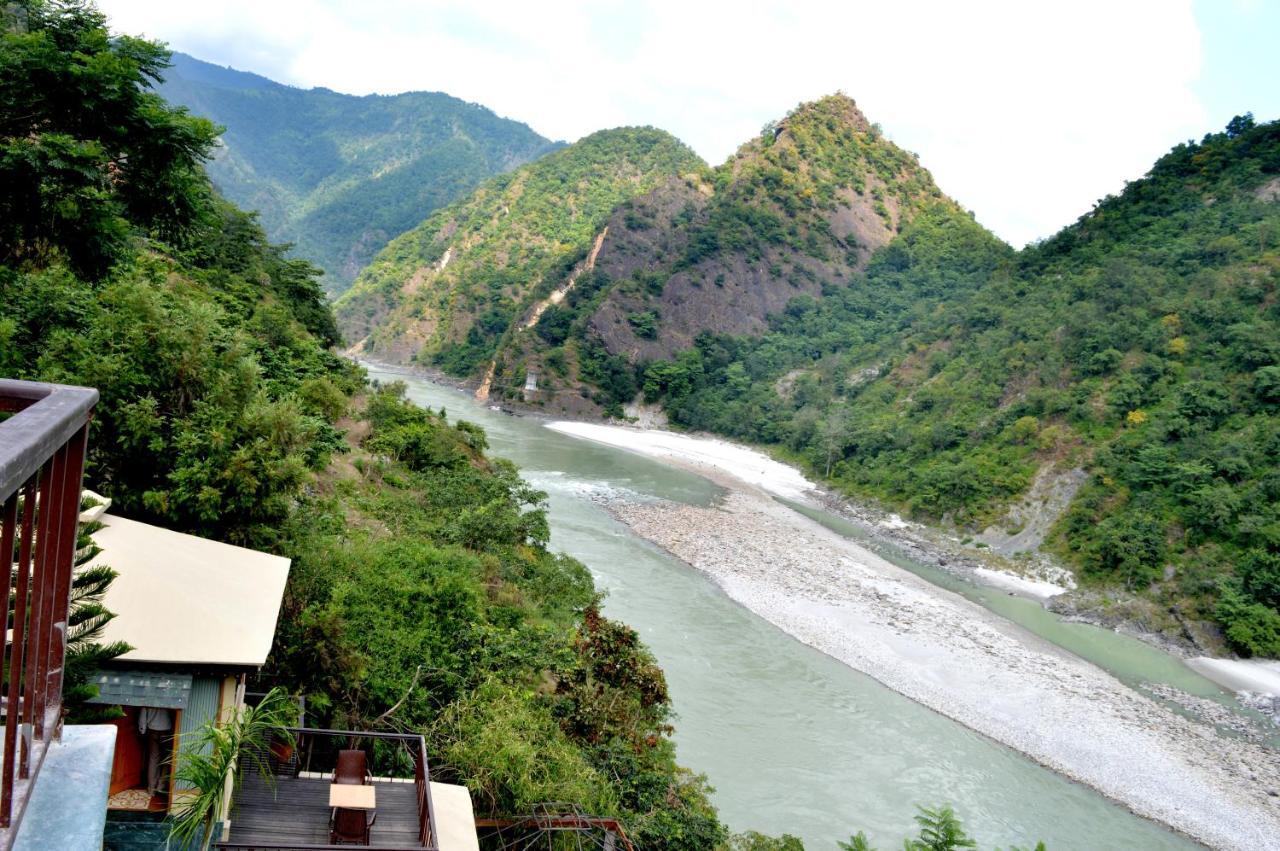 Hotel Raga On The Ganges, Rishīkesh Exterior foto